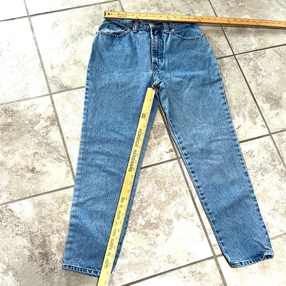 Gap Medium Wash Vintage Mom Jeans 👖 Tapered Ankle Length High Rise Excellent - Picture 9 of 10